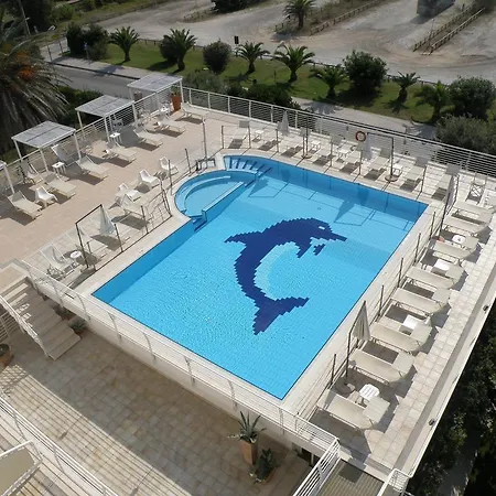 Joseph Hotel 3*
