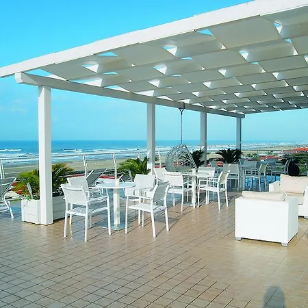 Hotel Joseph 3*