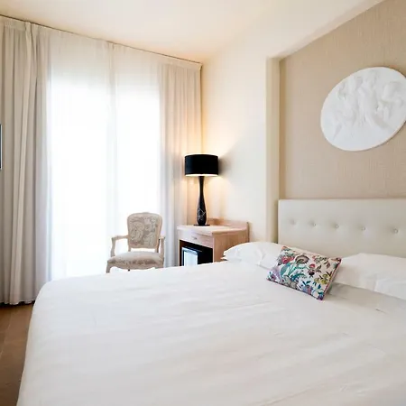 Joseph Hotel 3*